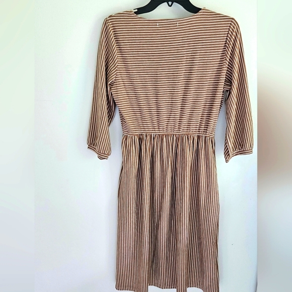Merokeety tan stripe dress - Picture 2 of 5